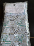 Brodé Perlé Blanc et Or (Motifs Triangles)